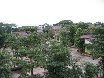 Tanya Resort Chiang Rai Extérieur photo